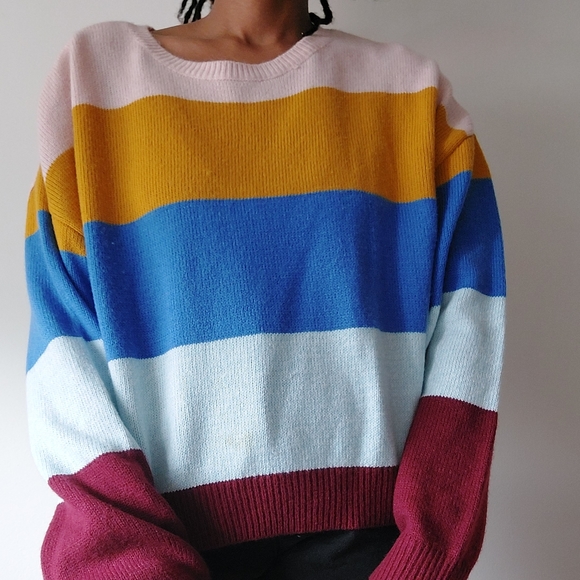 Colorblock Sweater - Picture 4 of 4